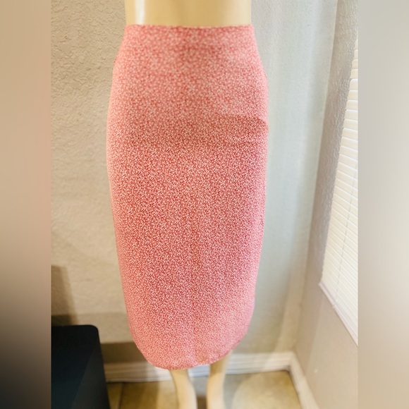 Abercrombie & Fitch High-Slit Midi Skirt - Red Floral Pattern - Size XS - Picture 16 of 16